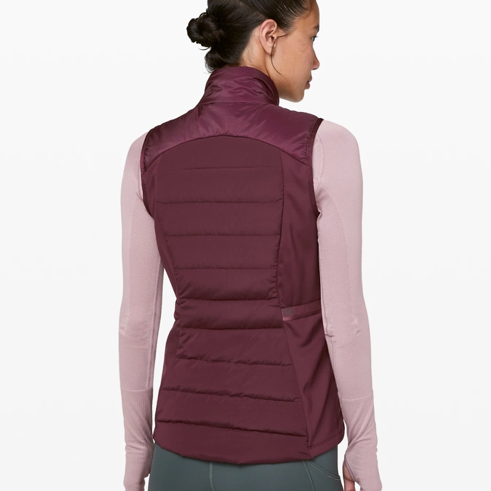 Lululemon Down For It All Vest in Dark Adobe XS